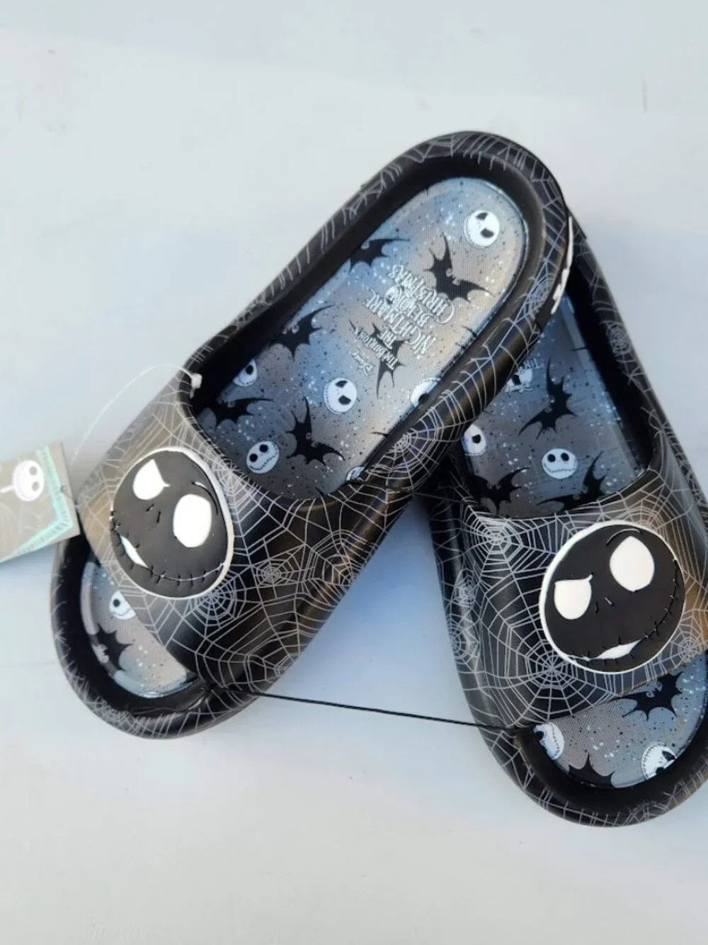 NEW Nightmare Before Christmas Men's Size 12 Sandals Slides Slippers Black White